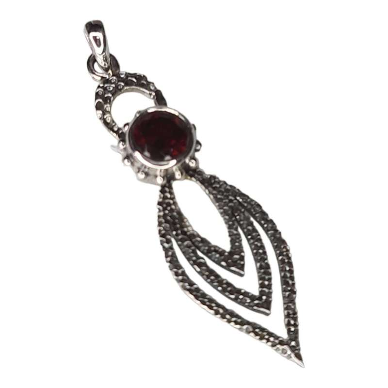 Garnet pendant in 925 silver, round, 47mm incl. bail