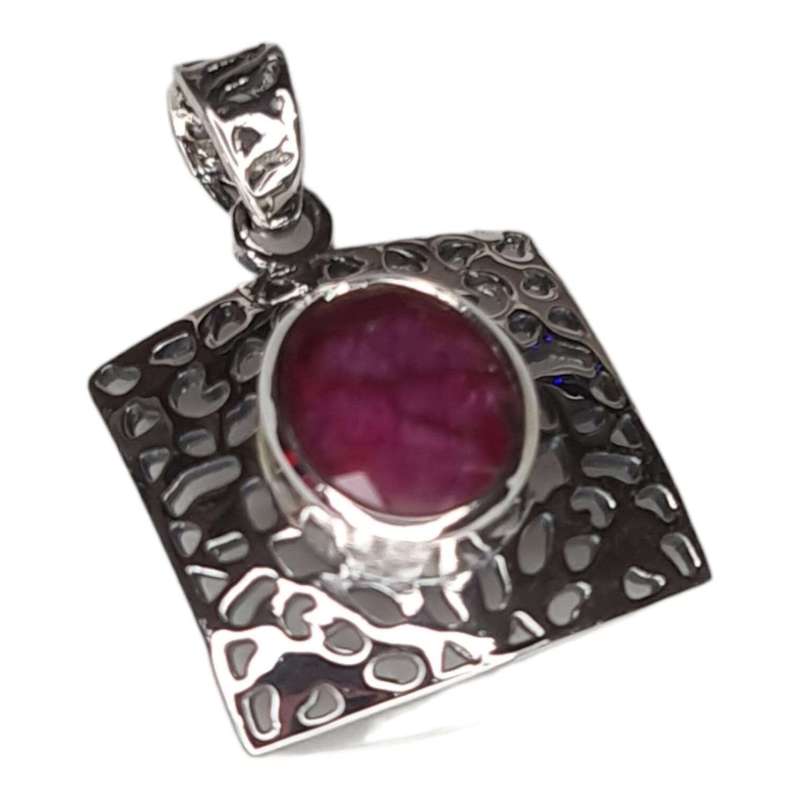 Ruby pendant in 925 silver, oval, 28mm incl. bail
