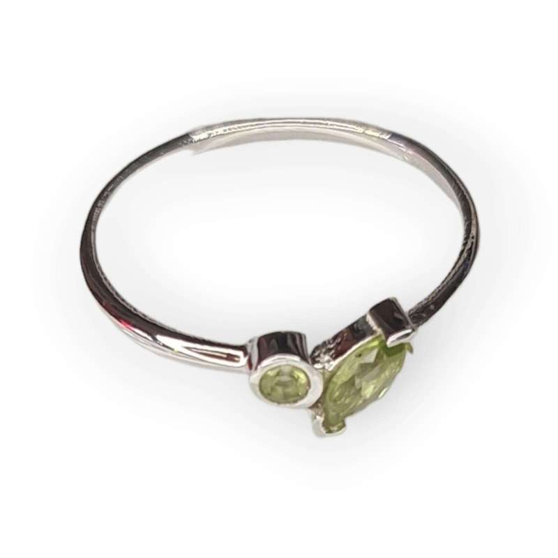 Peridot ring in 925 silver, round, marquise, size 8
