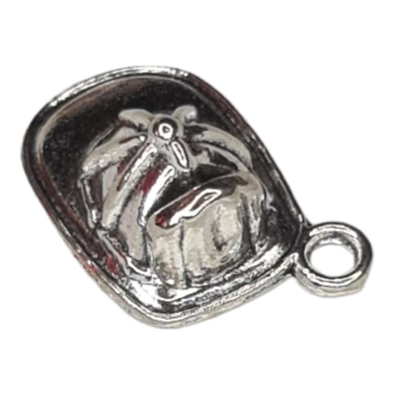 Fireman helmet charm, 18mm
