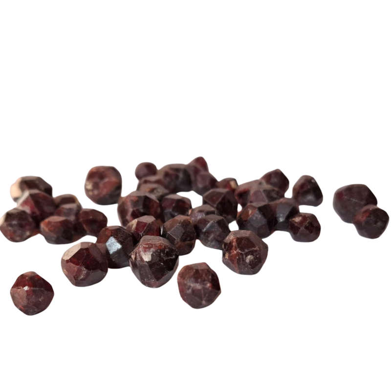 Rough well formed garnet 5-14mm