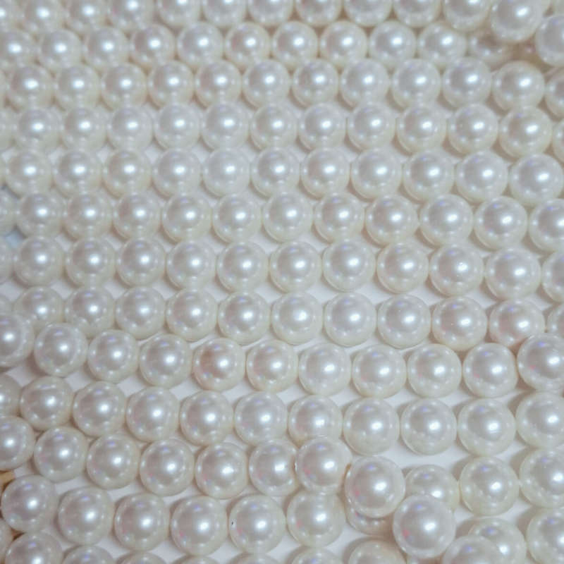 Cream Shell pearl bead string, 8.3mm, 40cm