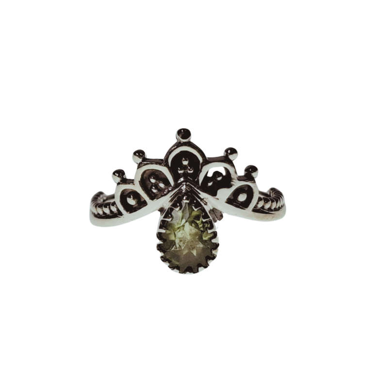Peridot gemstone ring in 925 silver, Pear, marquise, size 7