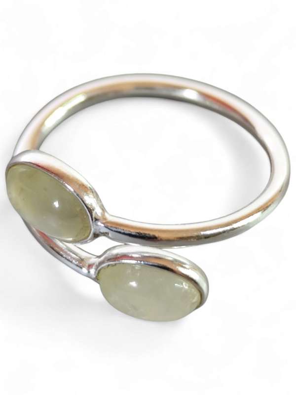 Olivine ring in 925 silver, Oval, Size 6