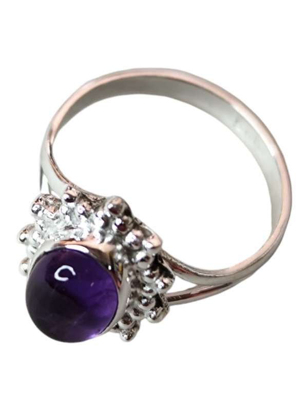 Amethyst ring in 925 silver, oval, size 8