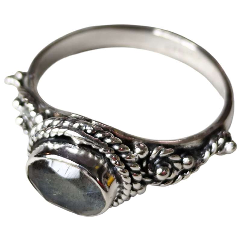 Labradorite ring in 925 silver, Oval, size 7