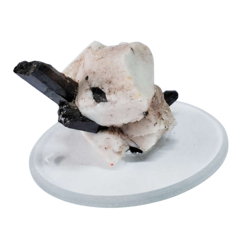 Quartz, aegerine and feldspar, Zomba Malawe, 1.9 x 1.5 x 2.3cm