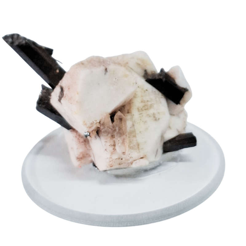 Quartz, aegerine and feldspar, Zomba Malawe, 1.9 x 1.5 x 2.3cm