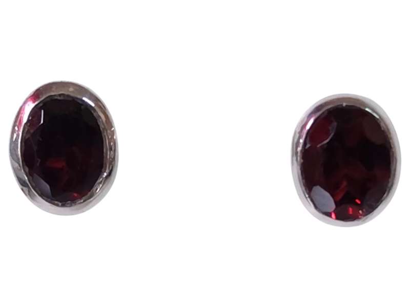 Garnet gemstone, 925 stud earrings with Oval cut, 0.5 x 0.8cm