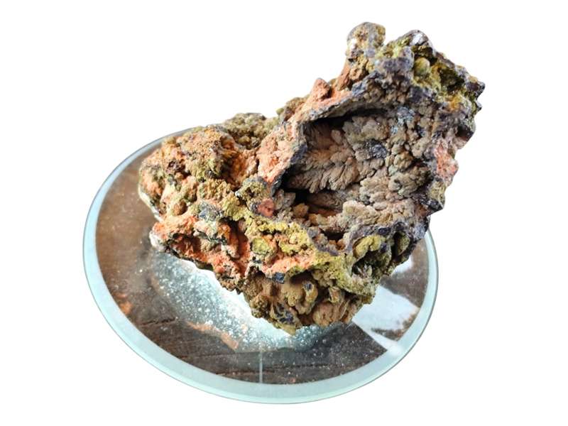 Mottramite, Tsumeb in Namibia, 2 x 2.4 x 3cm