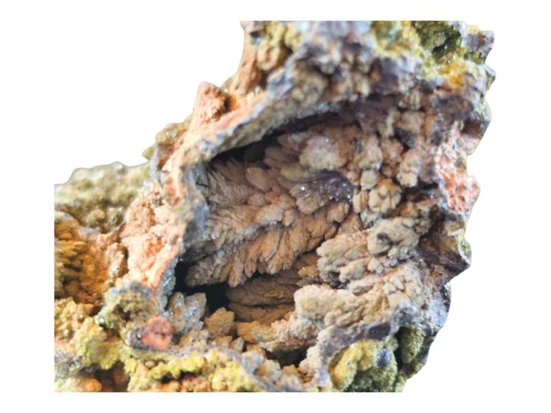 Mottramite, Tsumeb in Namibia, 2 x 2.4 x 3cm