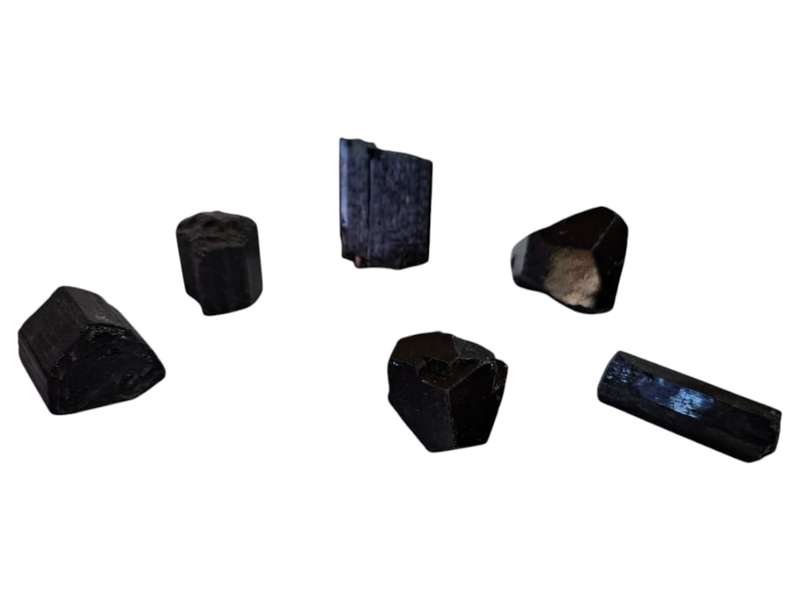 Rough Black Tourmaline, Erongo in Namibia, 3-5cm