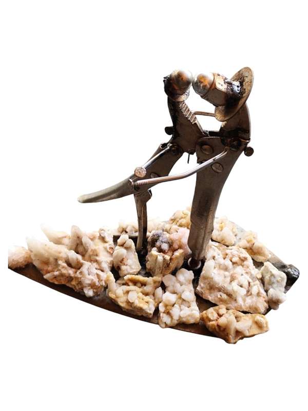 Dance amongst the crystal fields, tool sculpture 30 x 16 x 27cm, 1.66kgs