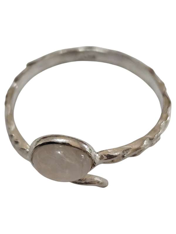 Moonstone ring in 925 silver, Swirl pattern band, Oval, size 8