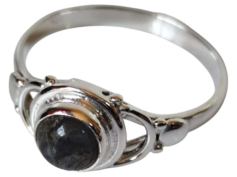 Labradorite ring in 925 silver, Round cut, size 9