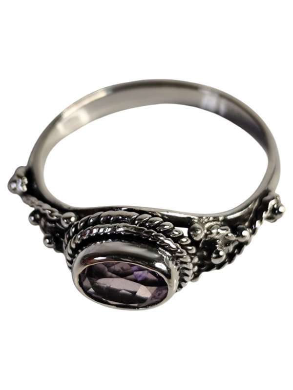 Amethyst ring in 925 silver, Oval cut, size 8