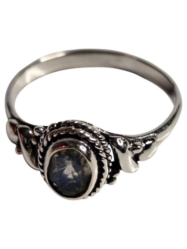 Labradorite ring in 925 silver, Oval cut, size 9