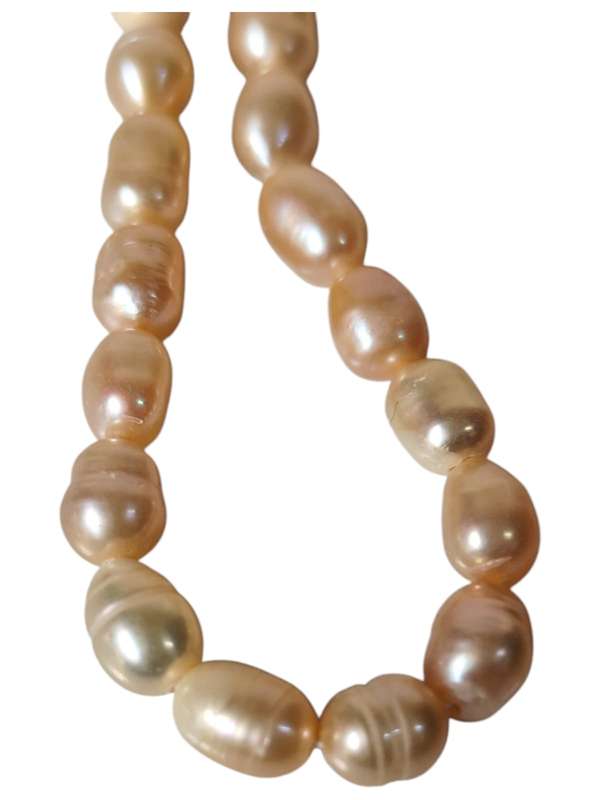 B  Grade Freshwater pearl string, Ringed Potato shaped, Peach, 35cm length of strand, 5-5.5mm thi...