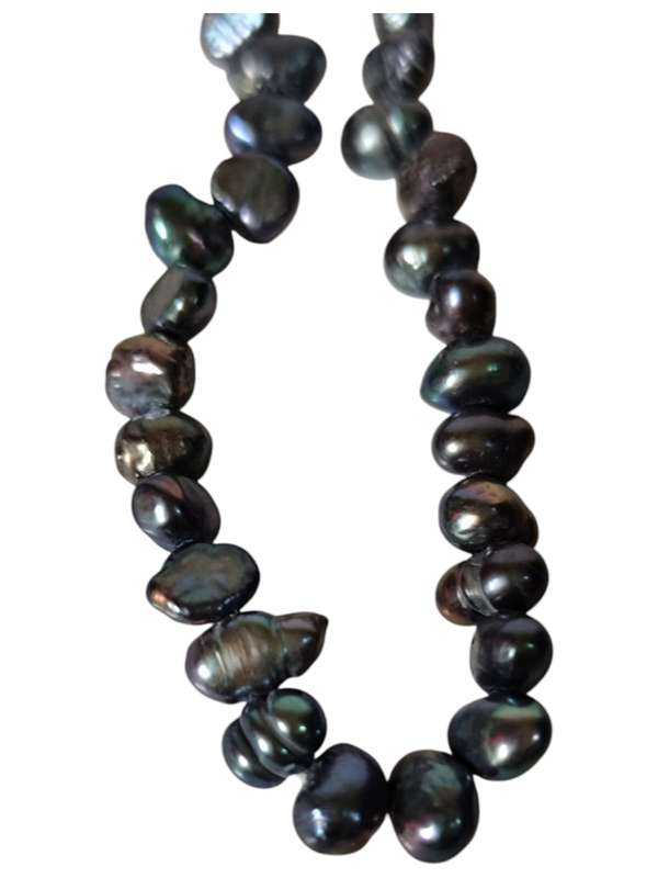 Freshwater pearl string, irregular flatback shaped, Peacock black, 37.5cm length of strand, 4.8-6...