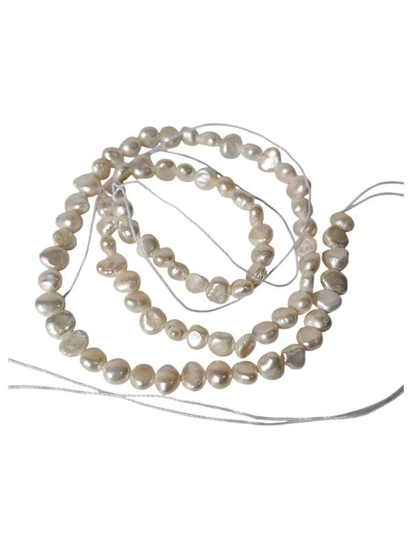 Freshwater pearl string, irregular flatback shaped, Cream, 35.5cm length of strand, 3-6mm thickness