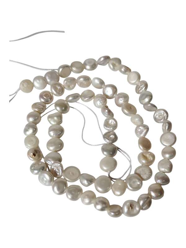 Freshwater pearl string, irregular shaped, Cream, 41cm length of strand, 7mm thickness