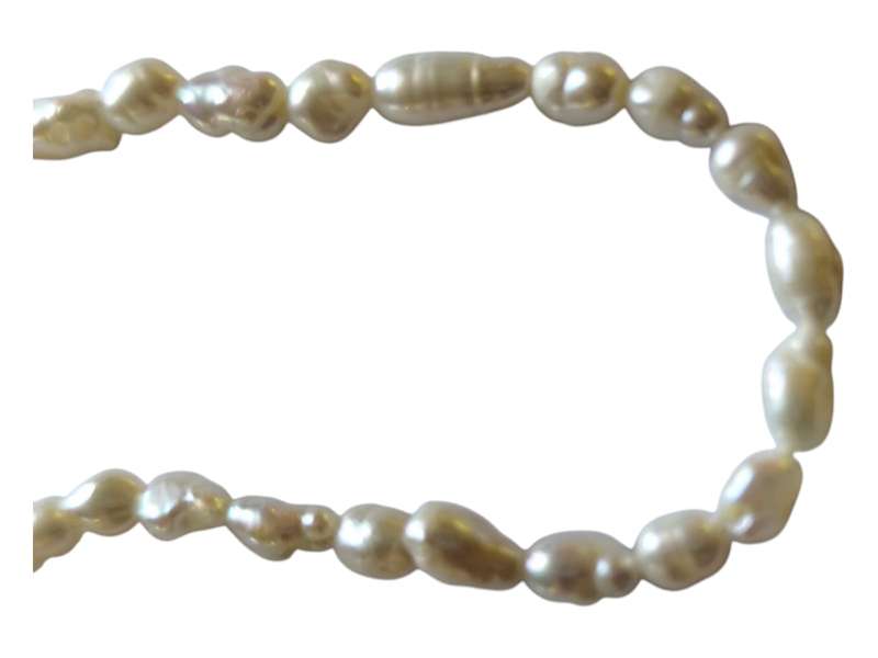 Freshwater rice pearl string, Cream, 36.5cm length of strand, 3-3.5mm thick