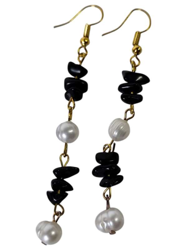 Black obsidian chips w pearl earrings, gold base, 75mm