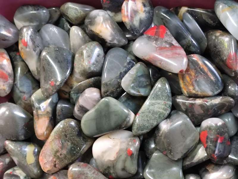 Swazi Blood stone tumble 15-48mm