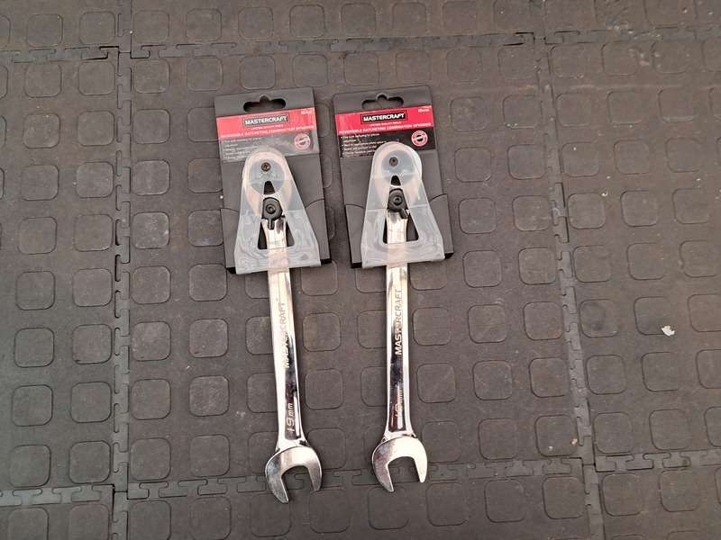 MASTERCRAFT REVERSIBLE RATCHET SPANNER 19mm