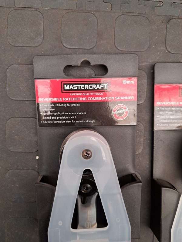 MASTERCRAFT REVERSIBLE RATCHET SPANNER 19mm