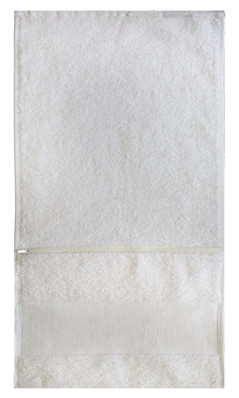 Bunty's Plush Gym Towel 450 GSM with Zip Pocket  - 01 Piece Pack