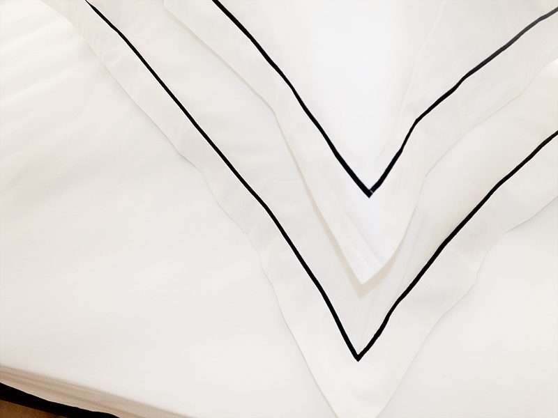 Rey's Fine Linen - Premium Collection - Oxford Jet Black Satin Stitch Pillow Cover Set