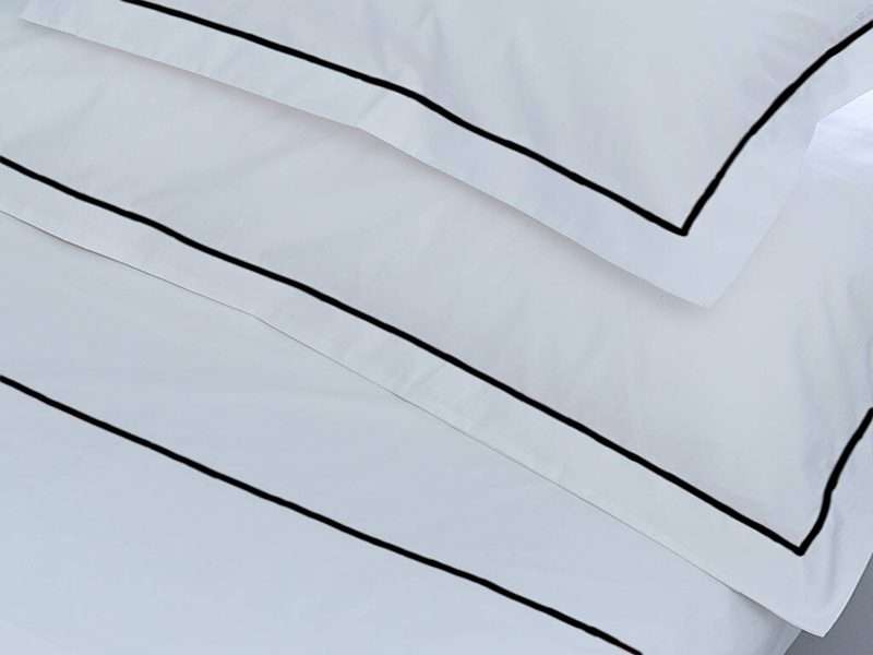 Rey's Fine Linen - Egyptian Collection - Oxford Jet Black Satin Stitch Duvet Cover Set