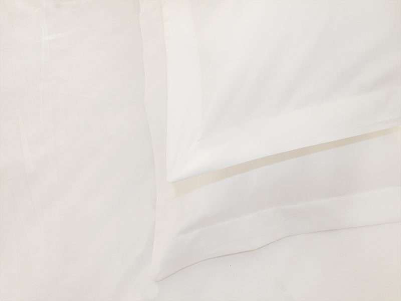 Rey's Fine Linen - Hotel Collection - Oxford Pillow Cover Set