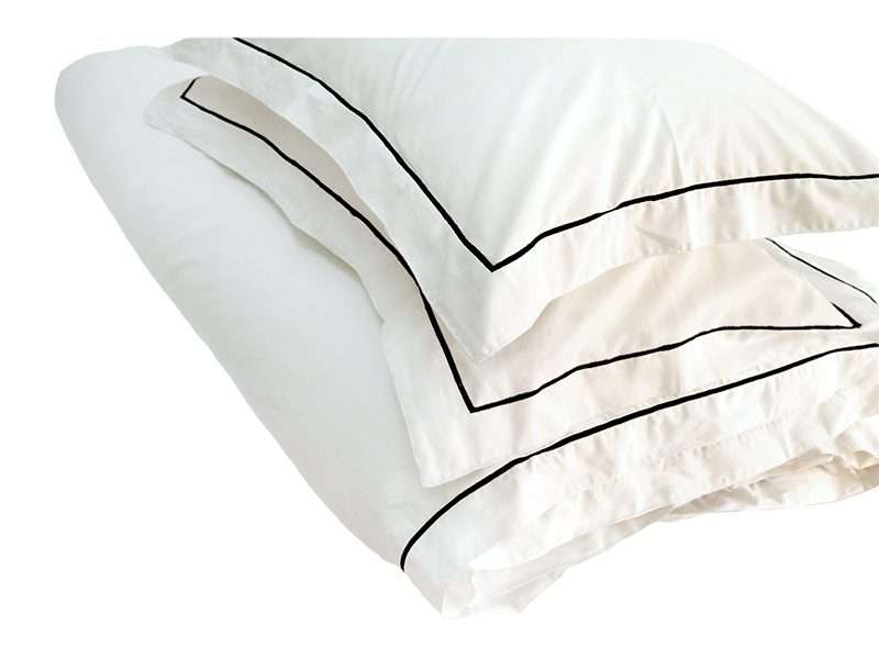 Rey's Fine Linen - Egyptian Collection - Oxford Jet Black Satin Stitch Duvet Cover Set