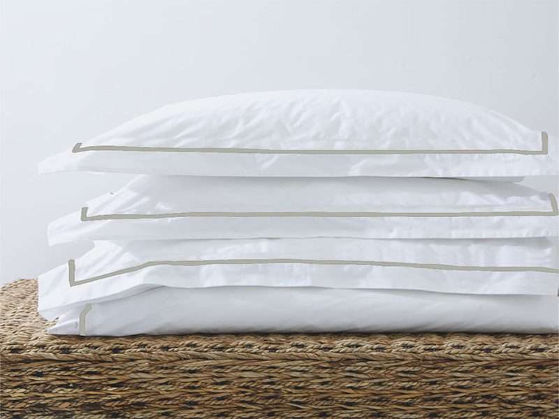 Rey's Fine Linen - Premium Collection - Oxford Wedding Bells Satin Stitch Pillow Cover Set