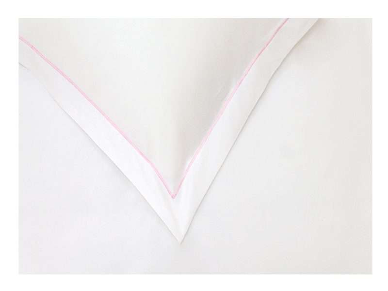 Rey's Fine Linen - Premium Collection - Oxford Strawberry Cream Satin Stitch Pillow Cover Set