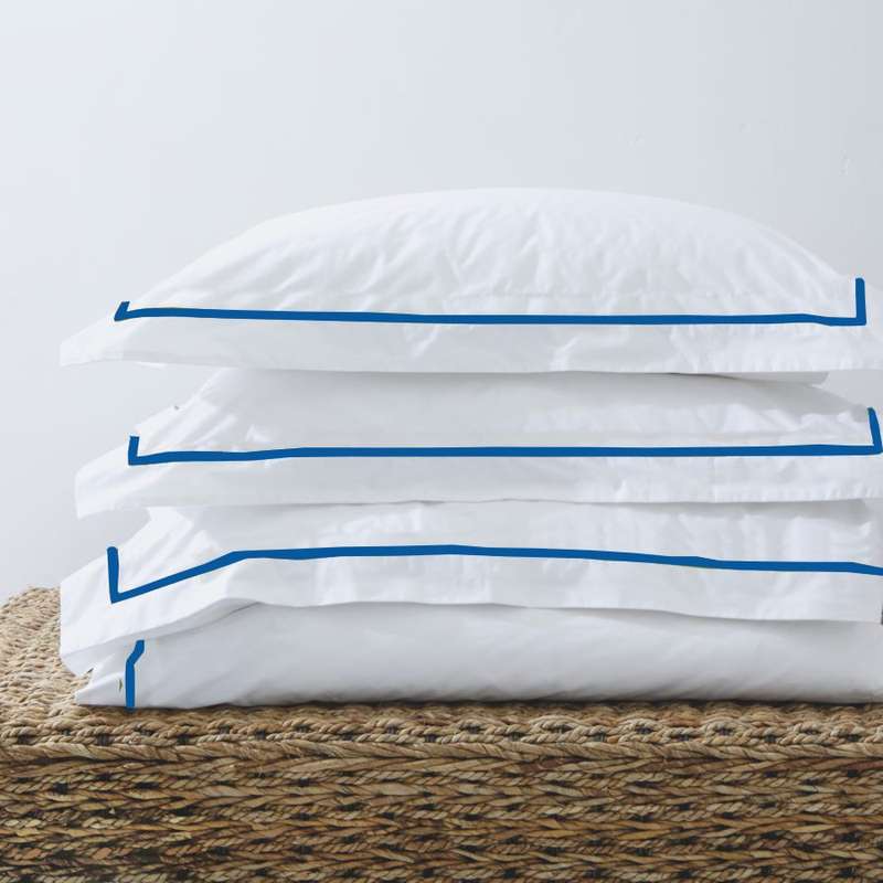 Rey's Fine Linen - Egyptian Collection - Oxford Victoria Blue Satin Stitch Duvet Cover Set