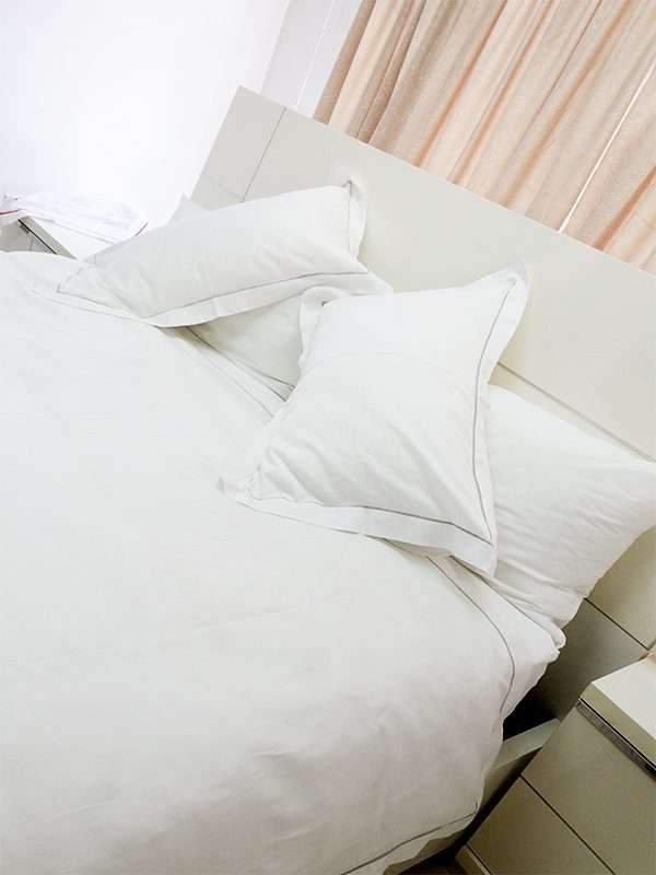 Rey's Fine Linen - Premium Collection - Oxford Wedding Bells Satin Stitch Pillow Cover Set