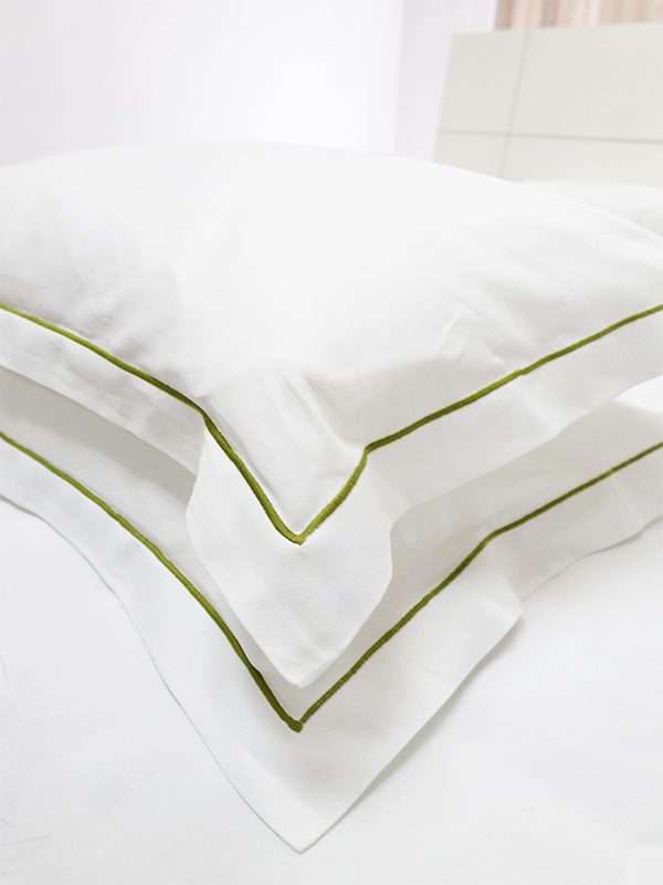 Rey's Fine Linen - Premium Collection - Oxford Olive Green Satin Stitch Duvet Cover Set
