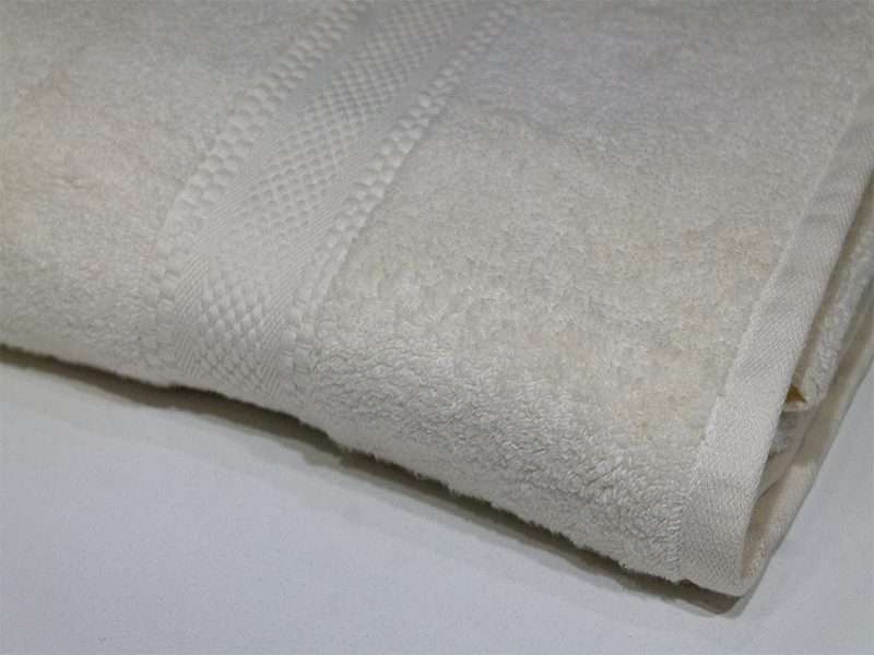 Bunty's Surplus Bath Sheet - Design 027