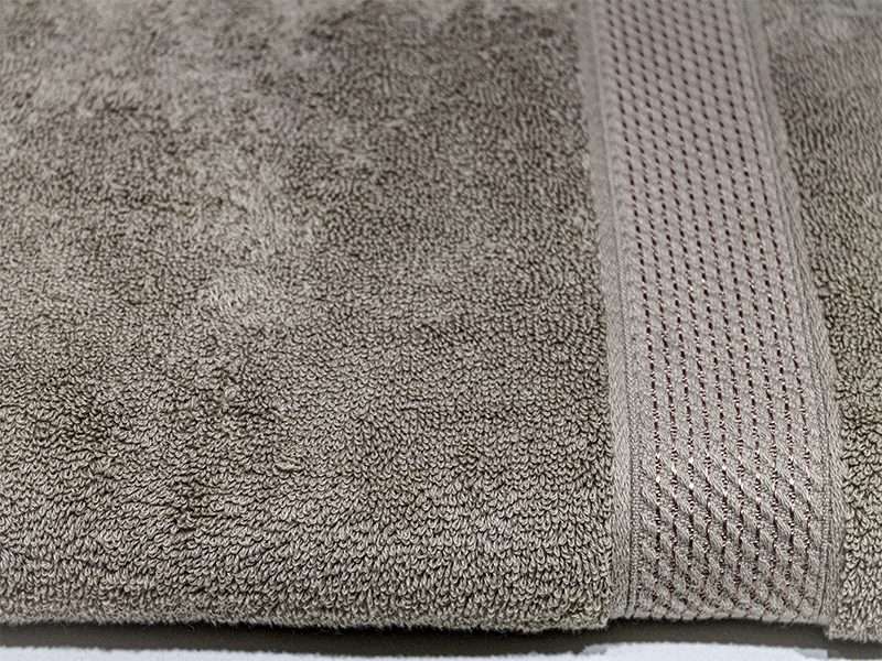 Bunty's Surplus Bath Sheet - Design 022