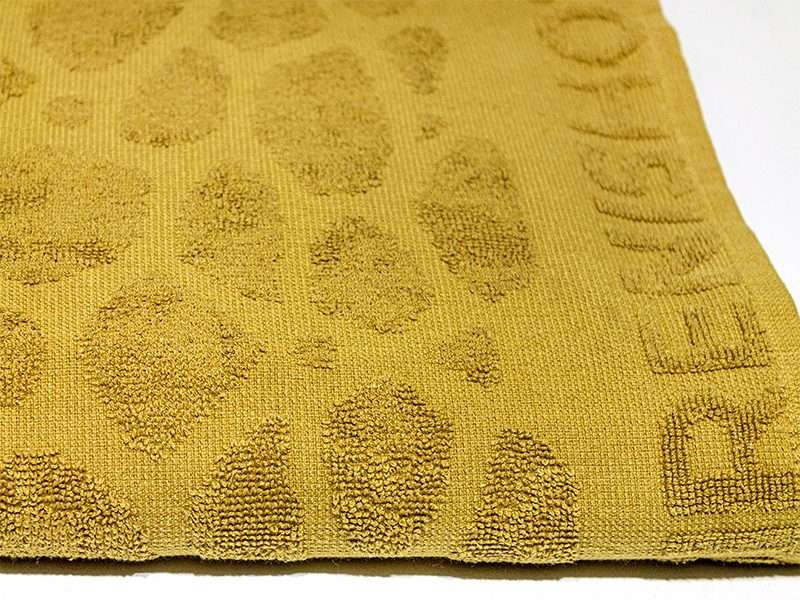 Bunty's Surplus Bath Sheet - Design 026