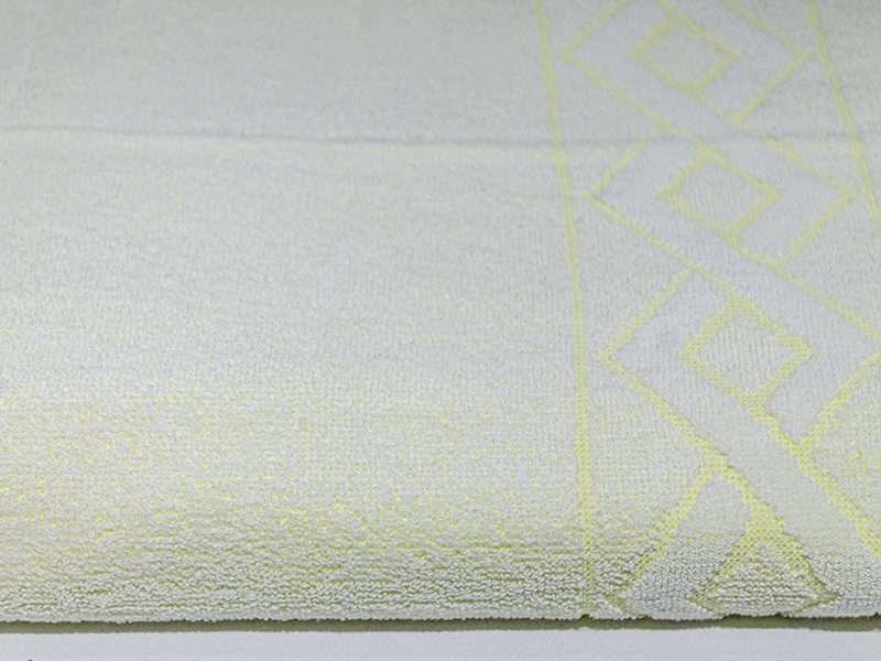 Bunty's Surplus Bath Sheet - Design 013