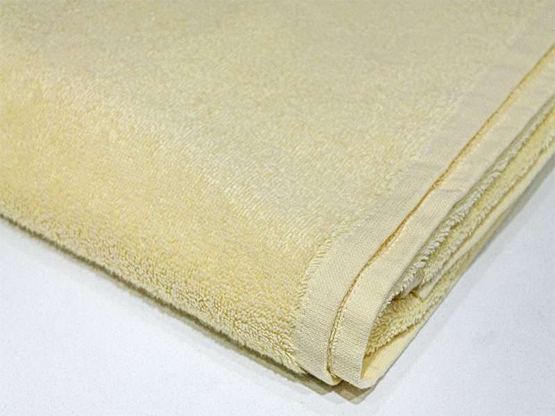 Bunty's Surplus Bath Sheet - Design 050