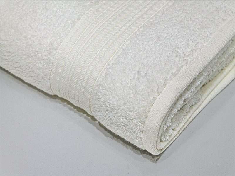 Bunty's Surplus Bath Sheet - Design 045