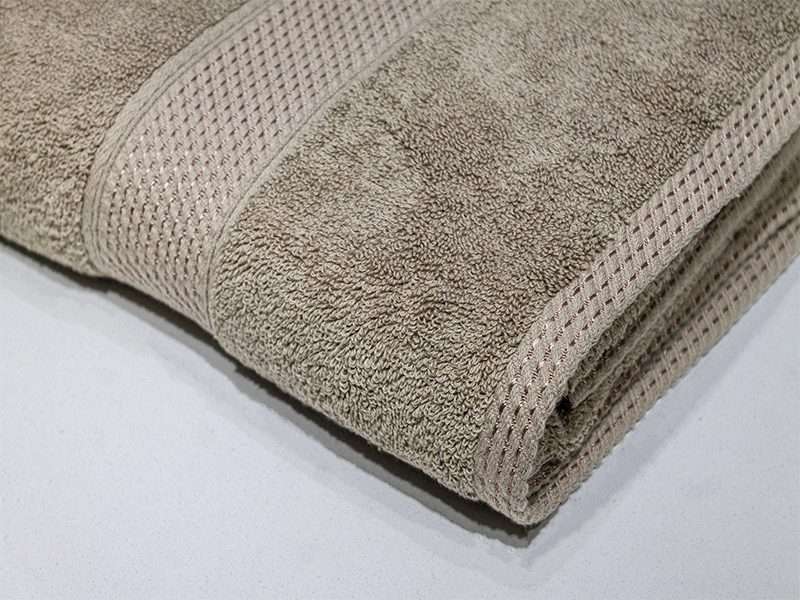 Bunty's Surplus Bath Sheet - Design 022