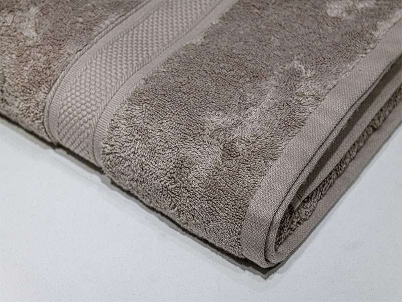 Bunty's Surplus Bath Sheet - Design 033