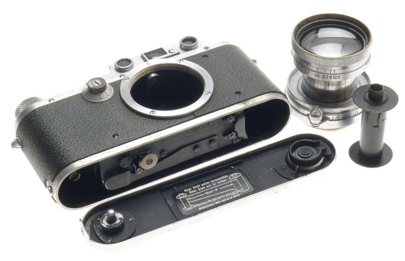 SUMMITAR 1:2 f=5cm VINTAGE LENS IIIa CHROME LEICA 35mm FILM CAMERA USED 1:2/50mm