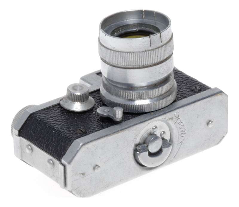 Kiku 16 Model II Sub Miniature 14x14 Film Camera in Case